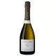 Une bouteille élégante de Champagne WILLIAM SAINTOT Blanc de Noirs, prête à être dégustée.