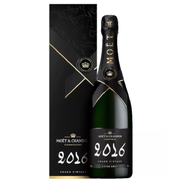 Bouteille de Champagne Moët & Chandon Grand Vintage 2016, vue de face