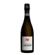 Bouteille de Champagne Jacquesson Cuvée 748, vue de face, étiquette blanche avec inscription rouge