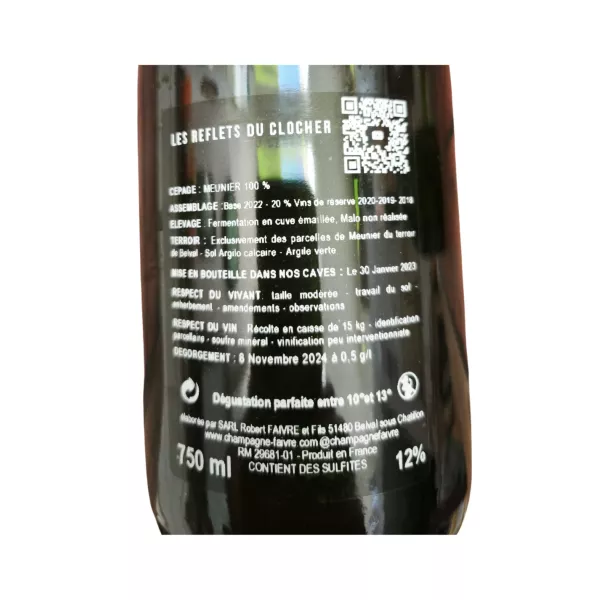 Contre étiquette Bouteille de Champagne R. Faivre Les Reflets du Clocher Extra Brut, étiquette blanc-noir, 750 ml.