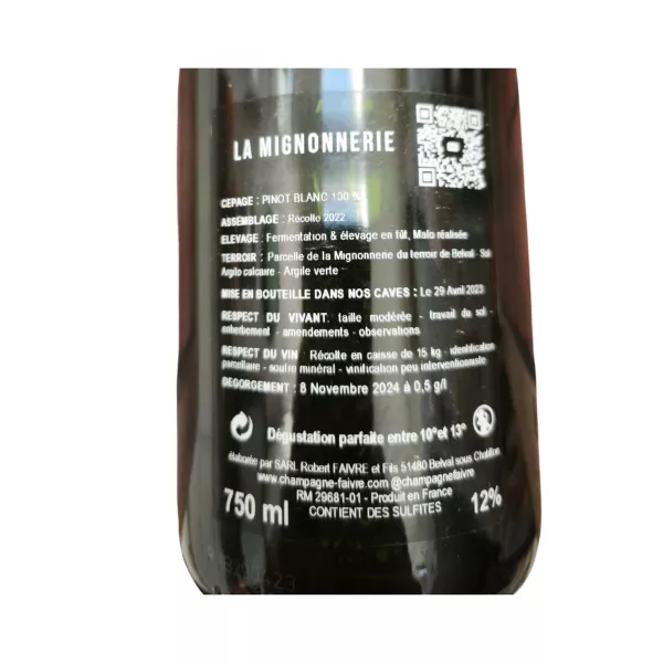 Contre étiquette Bouteille de Champagne R. Faivre La Mignonnerie extra brut sur fond clair