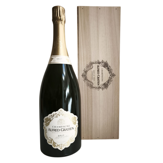 Magnum Champagne Alfred Gratien Brut 150 cl en caisse bois – vinification en fûts de chêne, Chardonnay, Pinot Noir et Meunier.