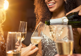 Pourquoi le champagne est le choix parfait pour tout amateur de vin ?