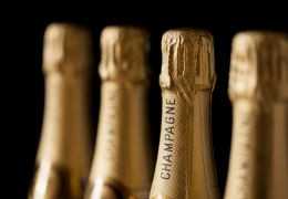 Les 7 étapes clés de la méthode champenoise : l'art de l'effervescence