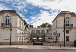 Explorez le tarif des champagnes Moët & Chandon et sélectionnez la cuvée parfaite pour vous.